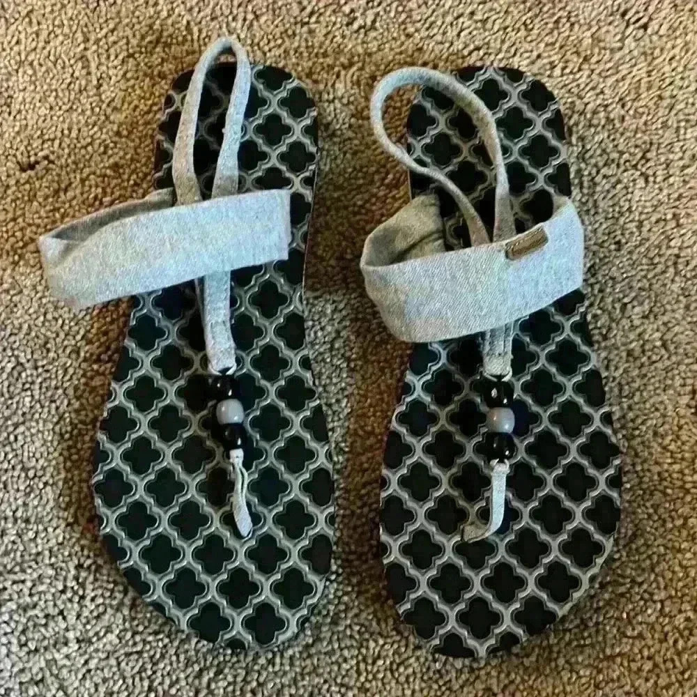 Free Waters Sandals  size 7 (Sanuk Look Alike)